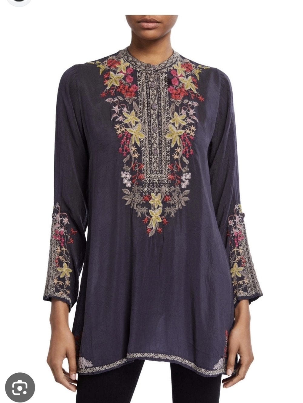 Jhoony Was Liliana Embroidered Floral Tunic in Dark Navy Size XS
